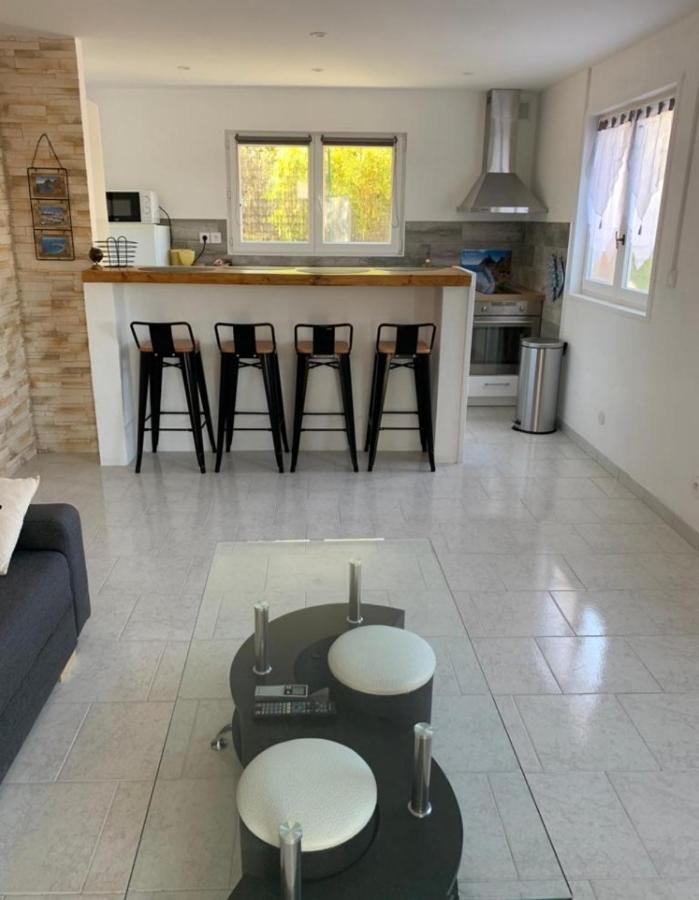 Rez De Villa Avec Place De Parking Et Vue Mer. La Ciotat Eksteriør billede